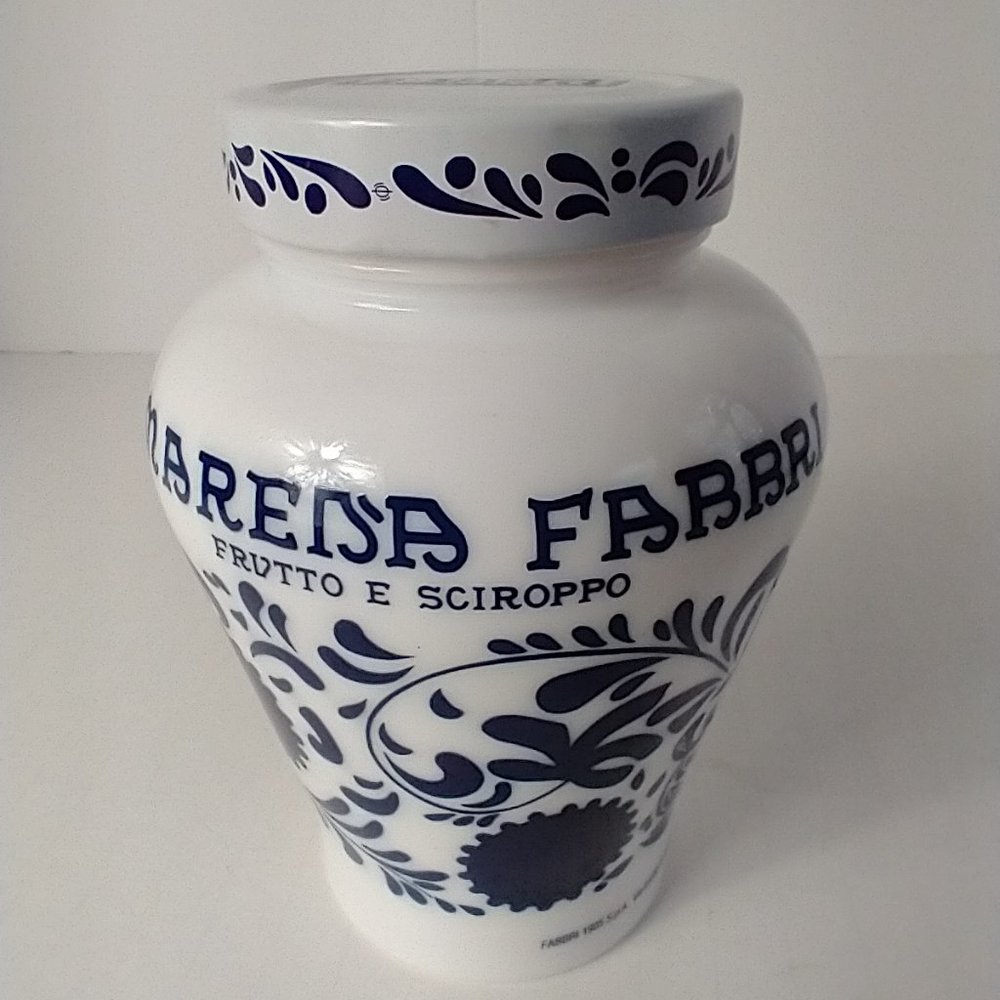 Amarena Fabbri Griottes AV Sirop Saverkirschen in Sirvp White Empty Glass Jar